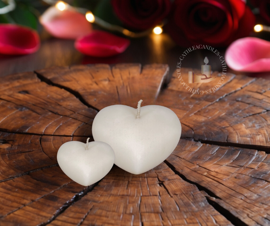 Smooth Heart  candle | decorative candle | dried flower candle